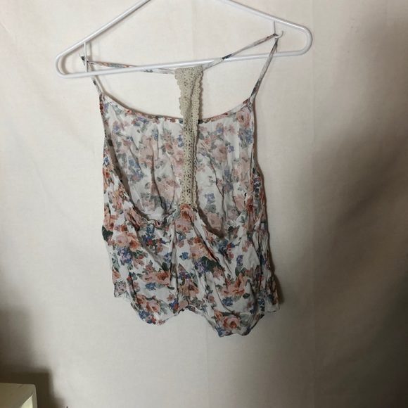 Crochet Floral Crop Top Small - Picture 4 of 4